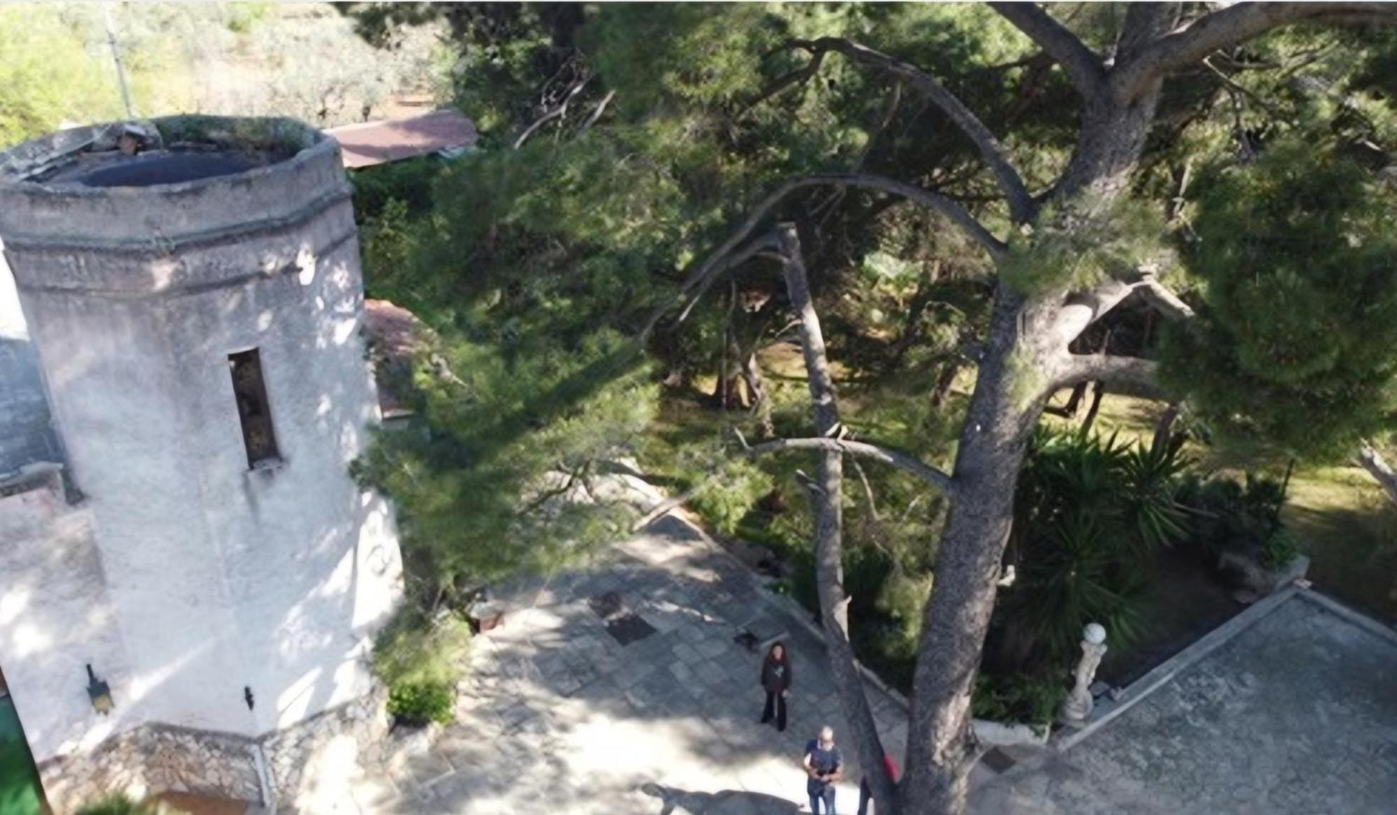 バーリ Torre Del Soleヴィラ エクステリア 写真